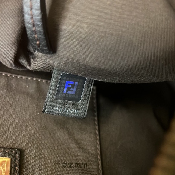 Authentic Fendi Messenger Bag - Picture 13 of 17